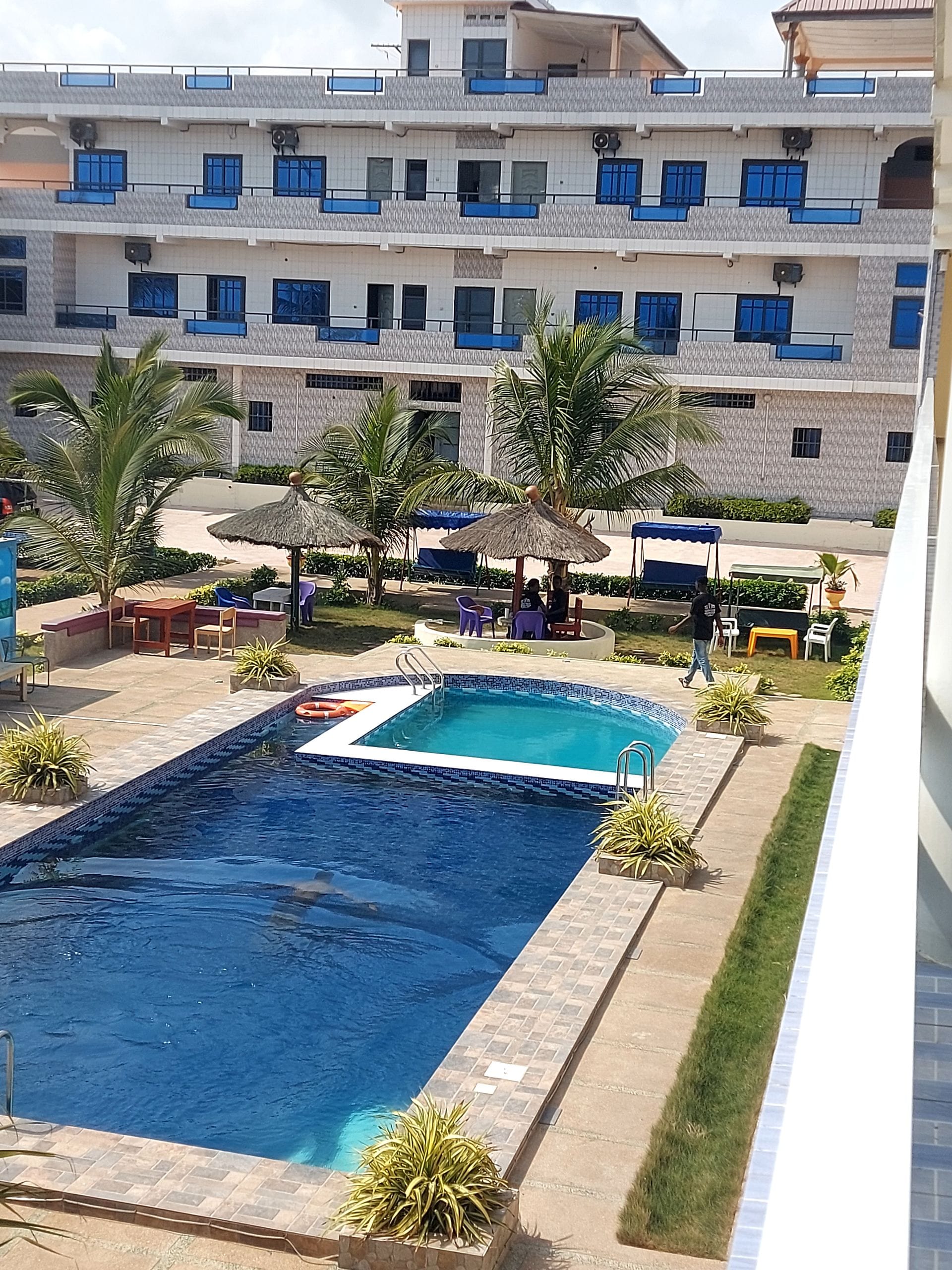 Piscine vue mer